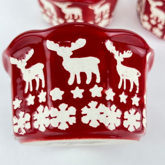 Artisan by Ciroa Reindeer Snowflake Ramekins Red and White Stoneware - Picture 4 of 4